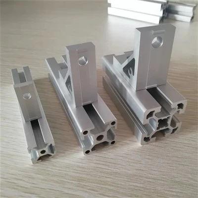 Estrużjoni tal-Angolu tal-Aluminju